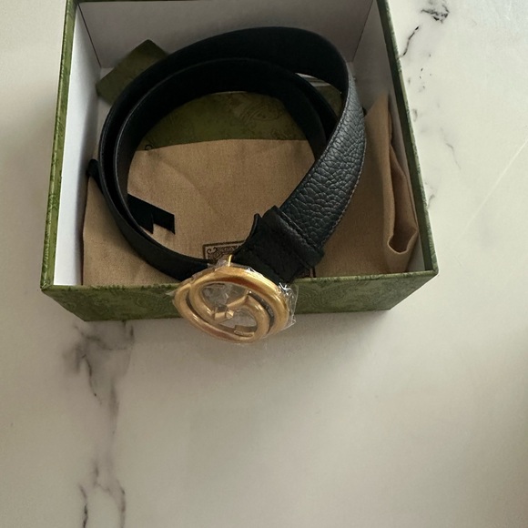 Gucci Black Leather Belt with Gold Interlocking G Buckle main image 6